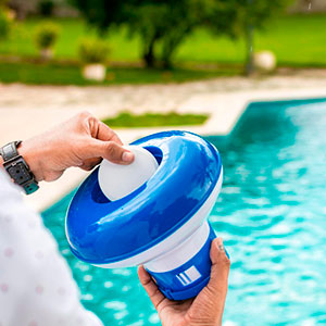 Conseils, astuces et tutos d'ozone france piscines sur la désinfection de l'eau
